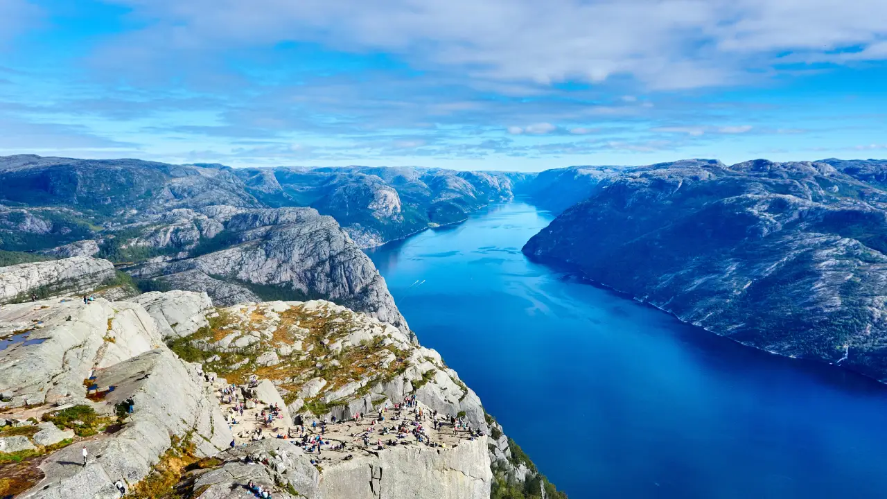 Ducimus qui blanditiis praesentium voluptatum placerat